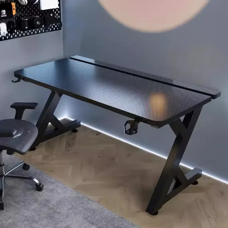 Q Minimalist Black Computer De - Desk Setup Art recensie en prijs