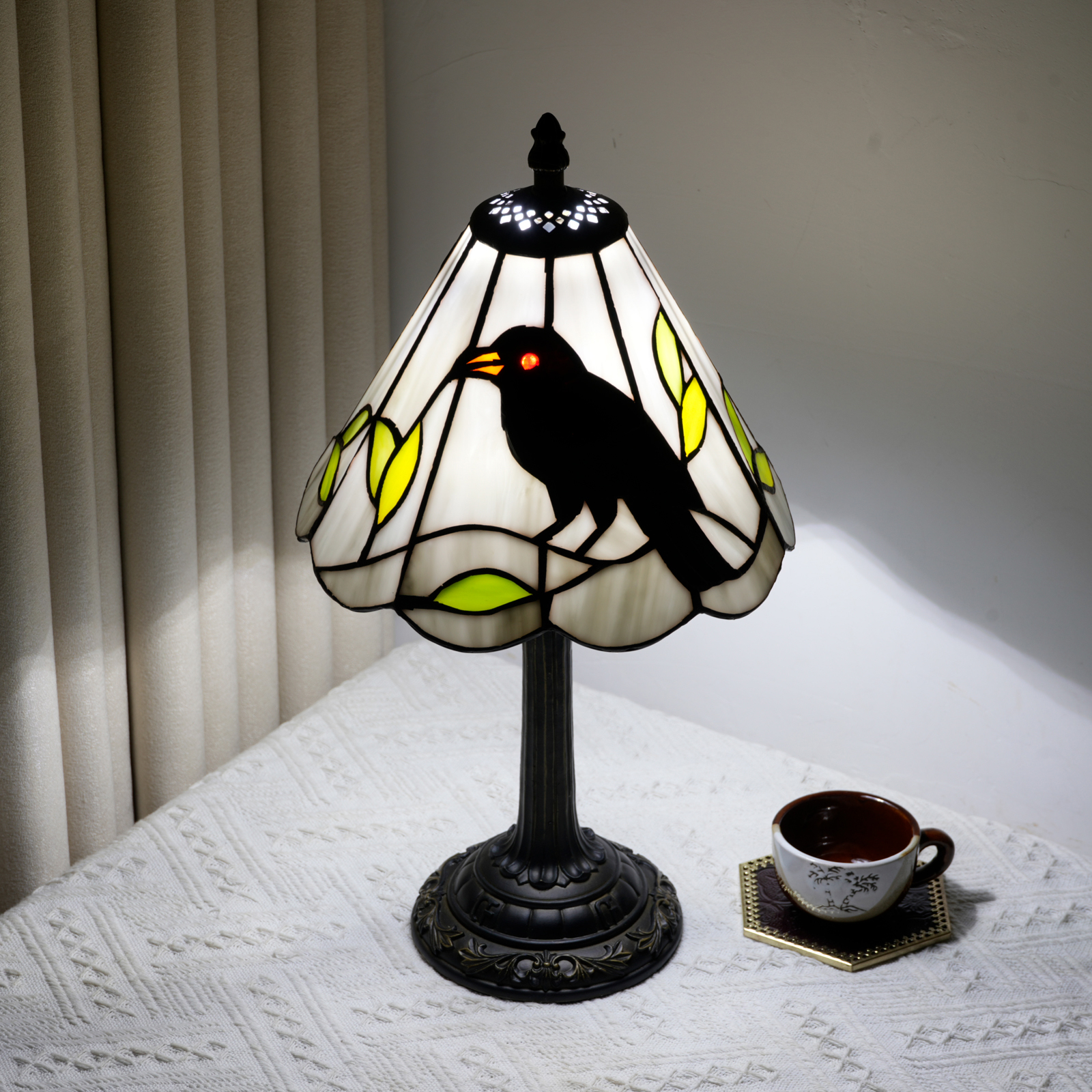 Stained Glass Raven Lamp Table - Desk Setup Vintage recensie en prijs