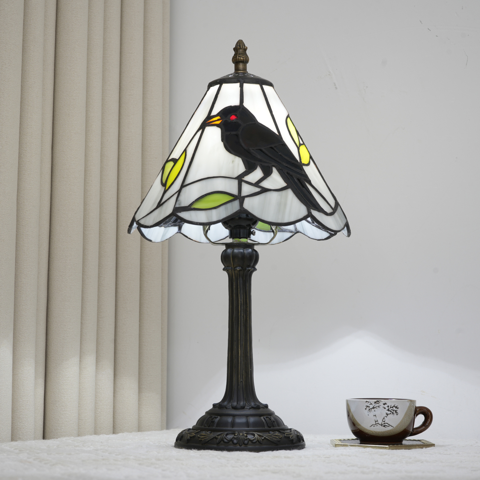 Stained Glass Raven Lamp Table - Desk Setup Vintage recensie en prijs
