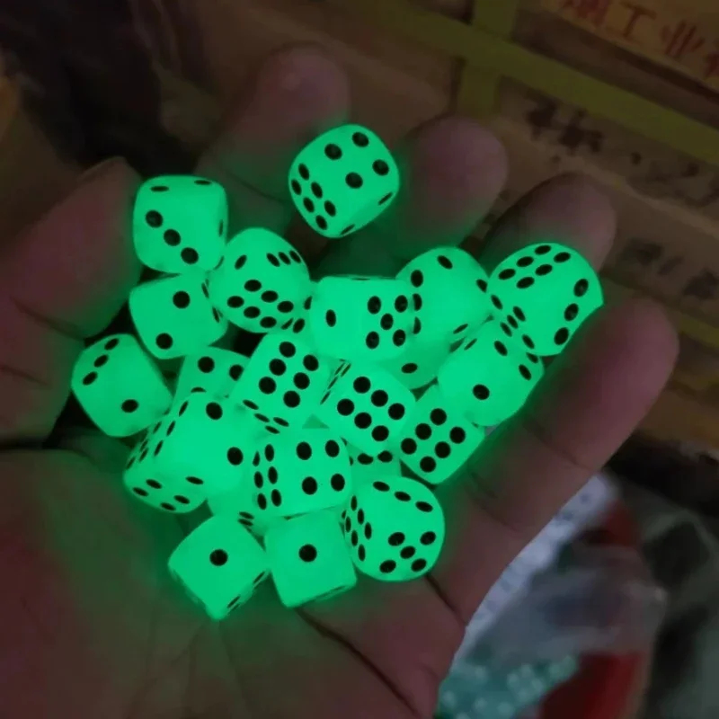 6-36Pcs 14mm Luminous Dice 6 S - Desk Setup Dark recensie en prijs