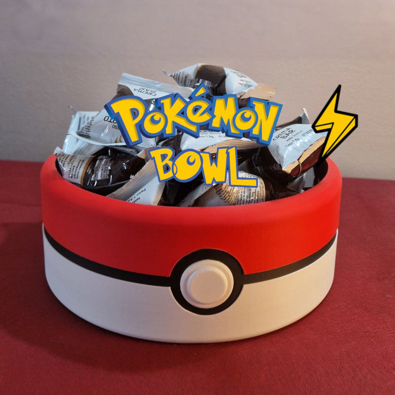 New Pokemon Poke Ball Snack Tr - Desk Setup Equipment recensie en prijs