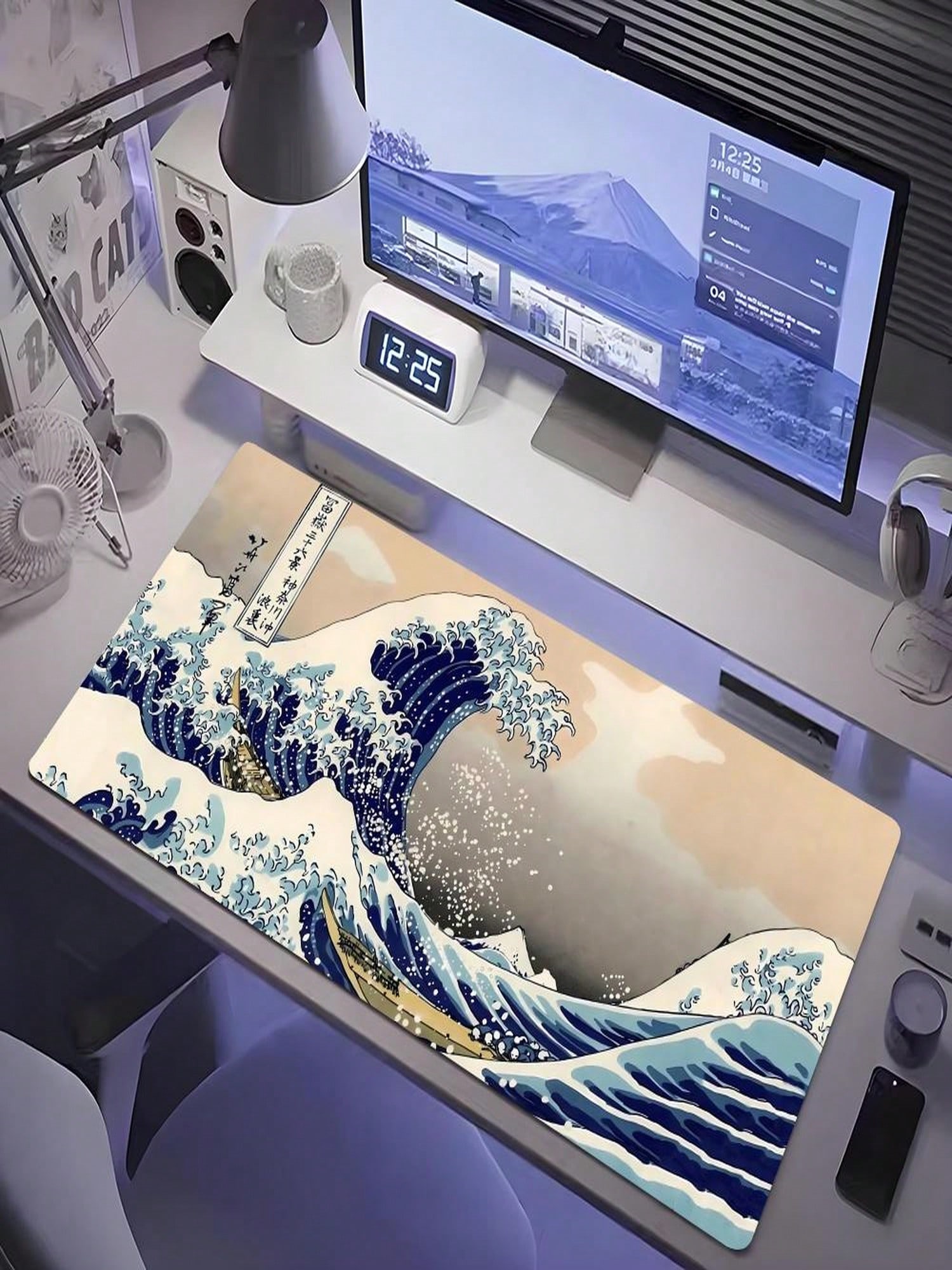 Japanese-Style Wave Surfing Mo - Desk Setup Artist recensie en prijs