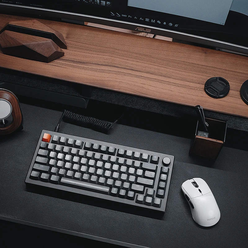 Solid Walnut Monitor Stand-Erg - Desk Setup Workspace recensie en prijs